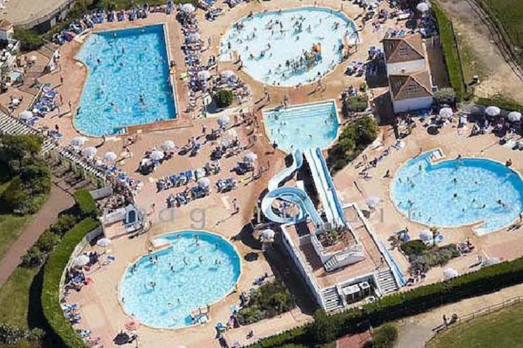 "Le Filet Du Lac" Appartement Atypique, 5 Personnes, Duplex, Vue Lac, Acces Parc Aquatique Gratuit Talmont-Saint-Hilaire Exterior foto